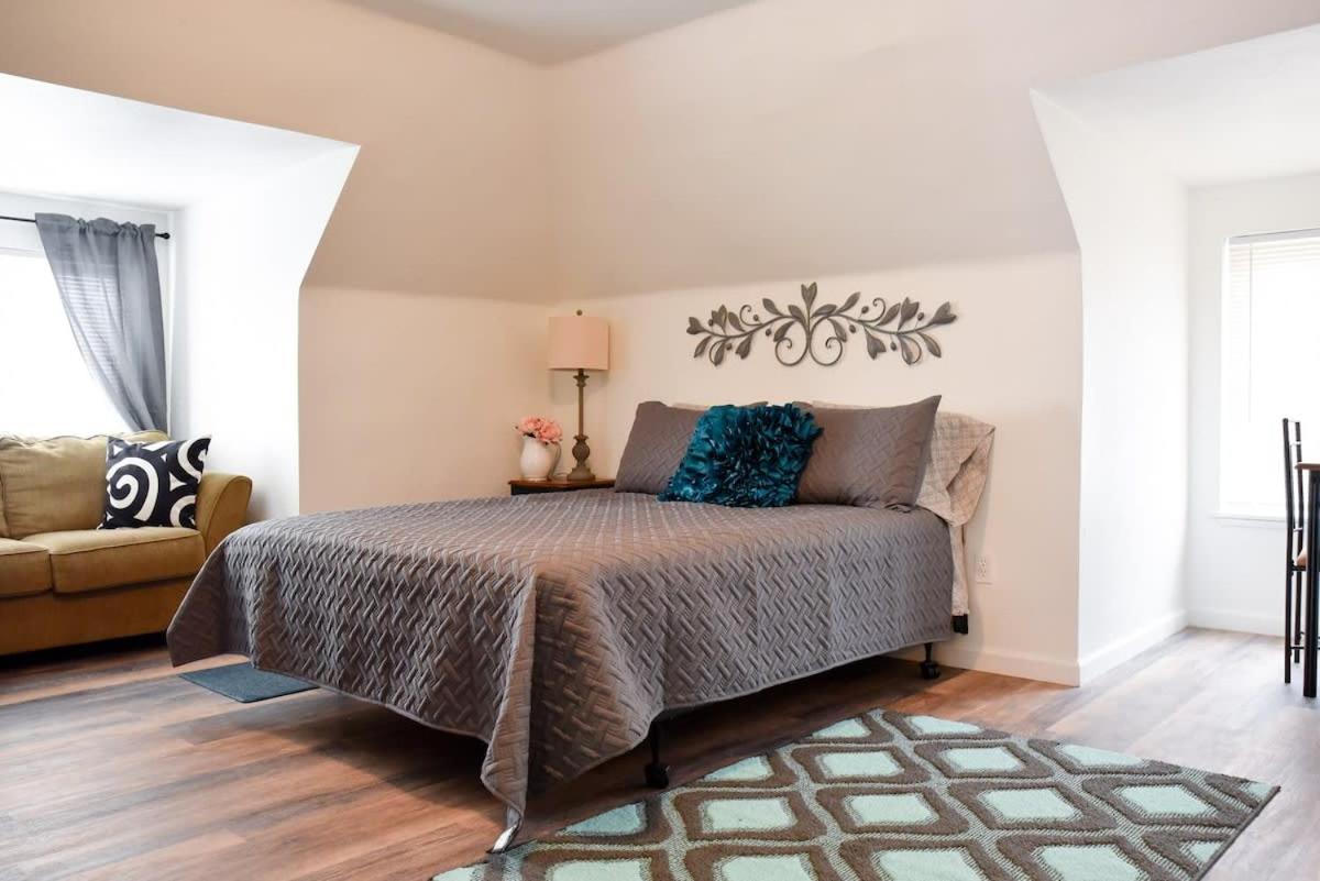 Unwind In A Bright Comfortable Apartment For 3 Pittsburgh Buitenkant foto