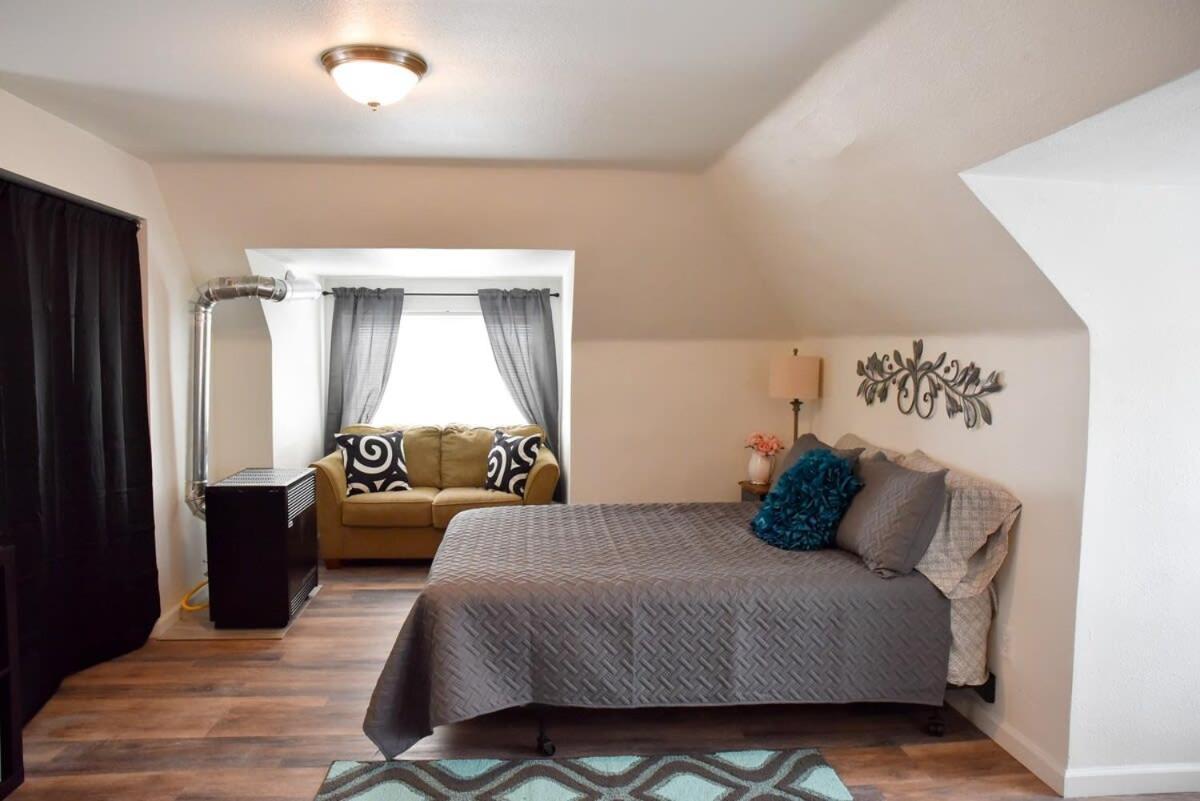 Unwind In A Bright Comfortable Apartment For 3 Pittsburgh Buitenkant foto